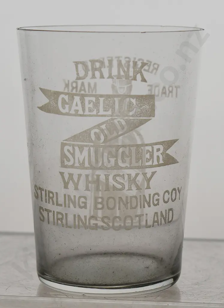 GAELIC OLD SMUGGLER WHISKY DRINKING GLASS Image 1++