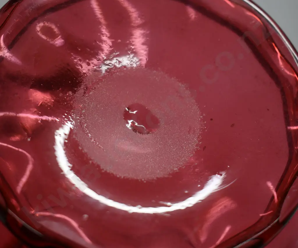 ROBERTSON DUNDEE GLASS JUG Image 1++