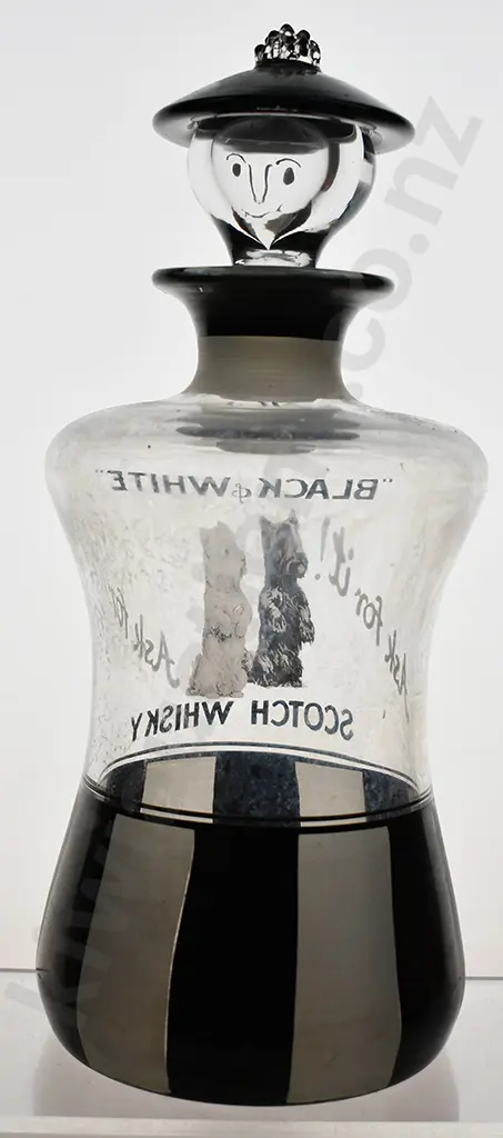 BLACK & WHITE GLASS DECANTER Image 1++