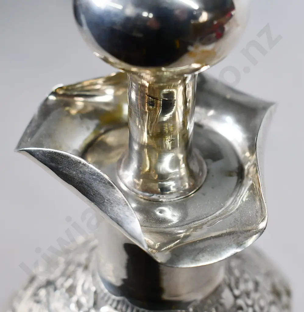HAIG WHISKY PLATED DECANTER Image 1++