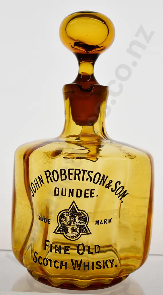ROBERTSON DUNDEE GLASS DECANTER Image 1++