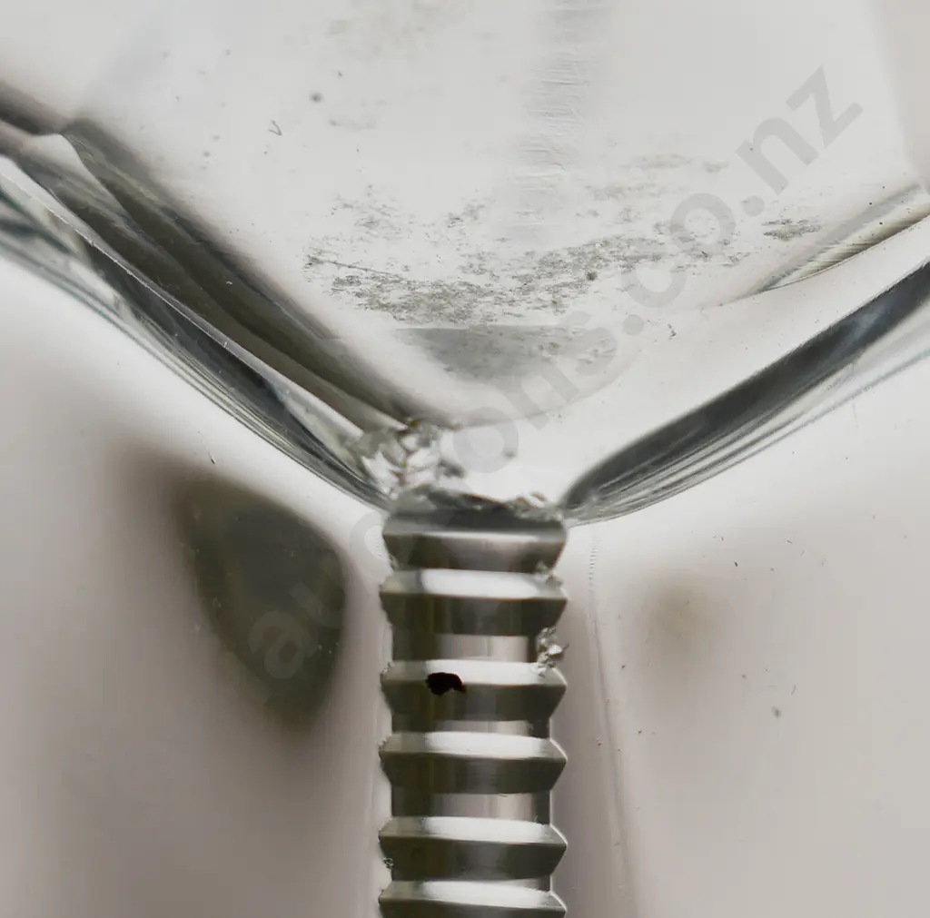 ROYAL OAK WHISKY DECANTER Image 1++