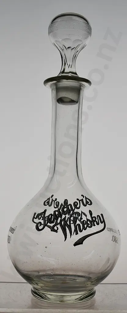 TEACHER'S HIGHLAND CREAM WHISKY DECANTER Image 1++