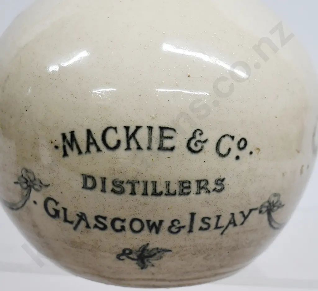 THE GREYBEARD ISLAY WHISKY STONEWARE WHISKY JUG Image 1++