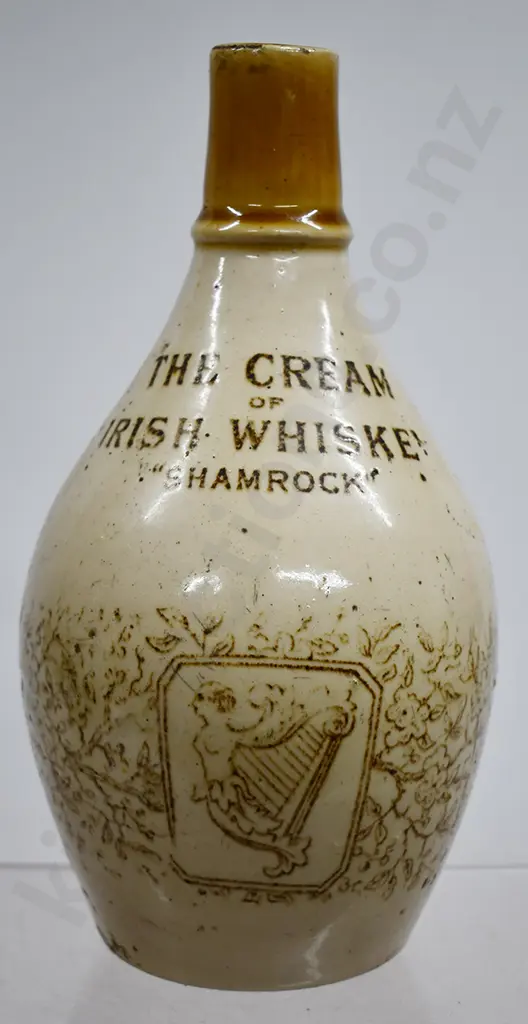 SHAMROCK IRISH WHISKEY STONEWARE JUG Image 1++