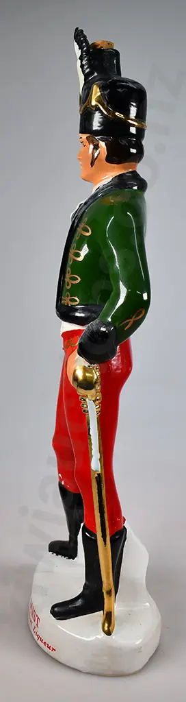 IRISH MIST WHISKY FIGURINE Image 1++