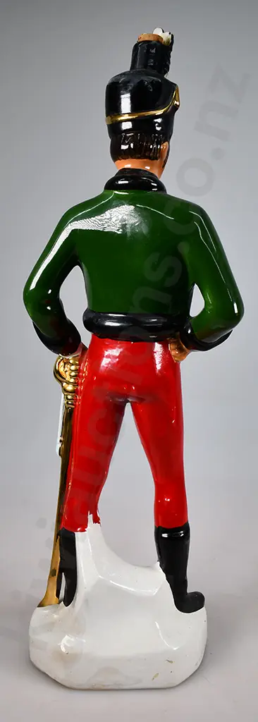 IRISH MIST WHISKY FIGURINE Image 1++
