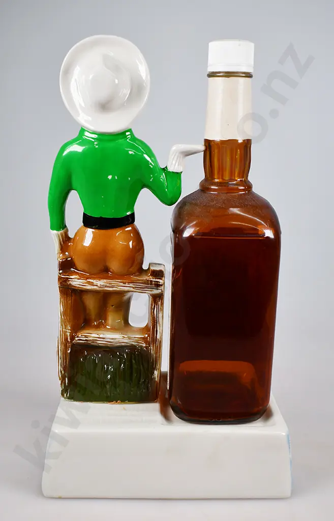 JIM BEAM COWGIRL FIGURE Image 1++