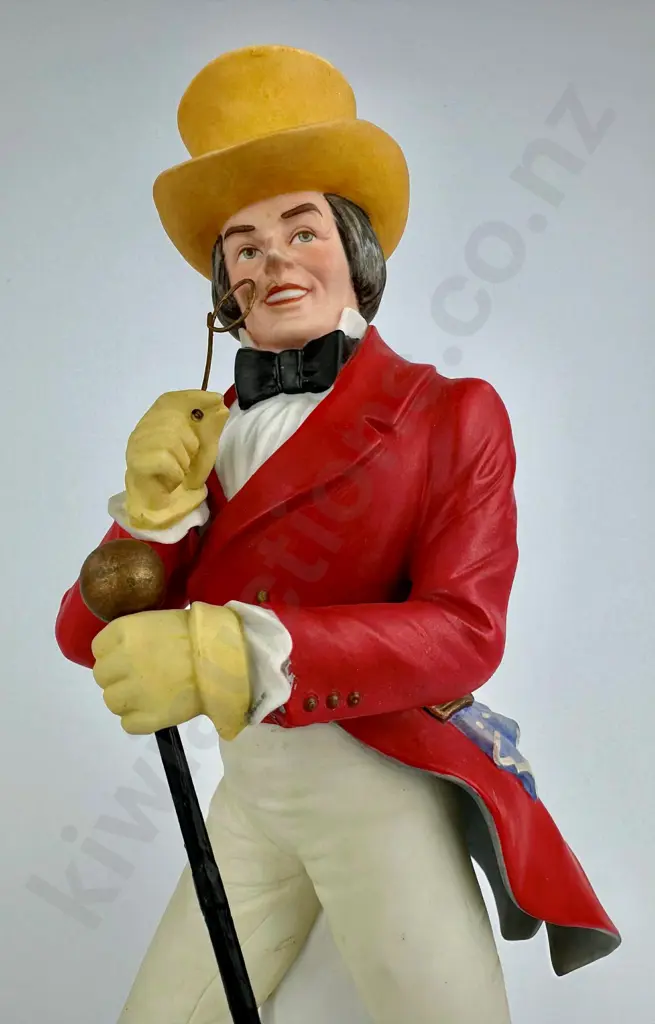 JOHNNIE WALKER CERAMIC DECANTER Image 1++