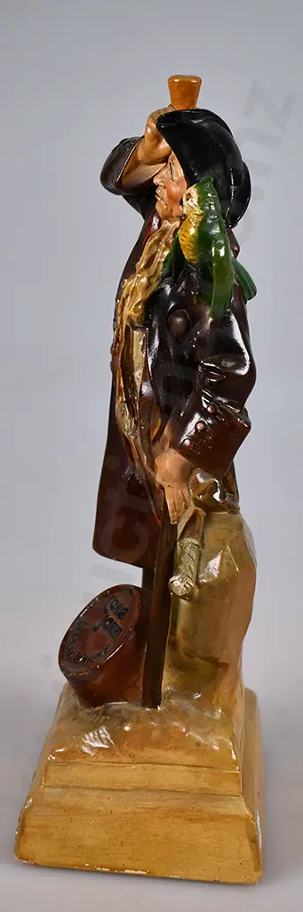 LONG JOHN SCOTCH WHISKY FIGURE Image 1++