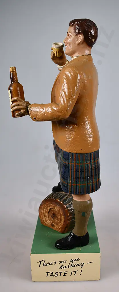 MACKINLAY’S WHISKY FIGURE Image 1++