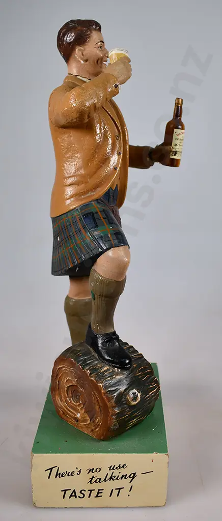 MACKINLAY’S WHISKY FIGURE Image 1++