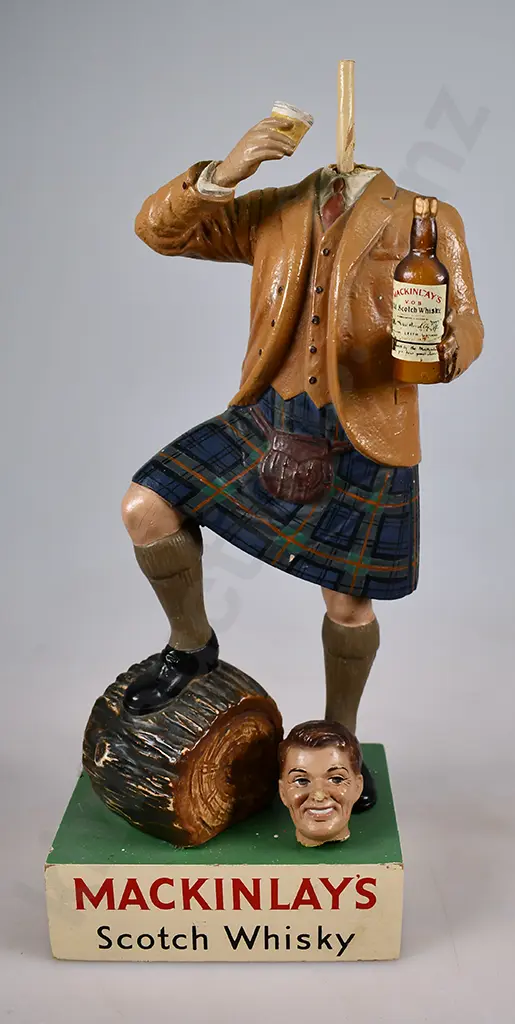 MACKINLAY’S WHISKY FIGURE Image 1++