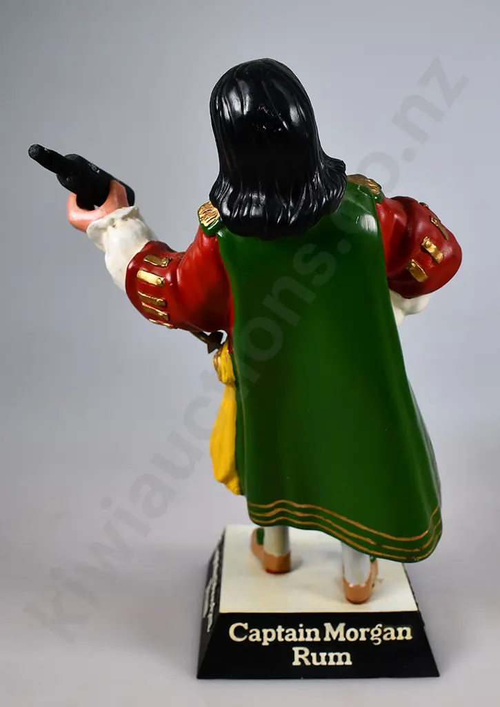 CAPTAIN MORGAN RUM FIGURE Image 1++