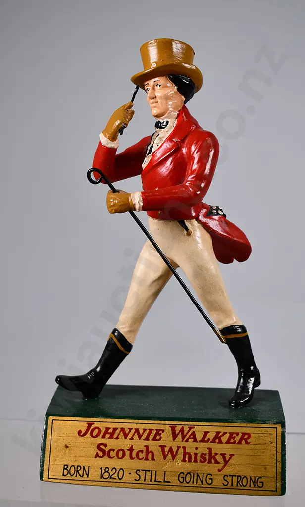 JOHNNIE WALKER WHISKY FIGURE Image 1++