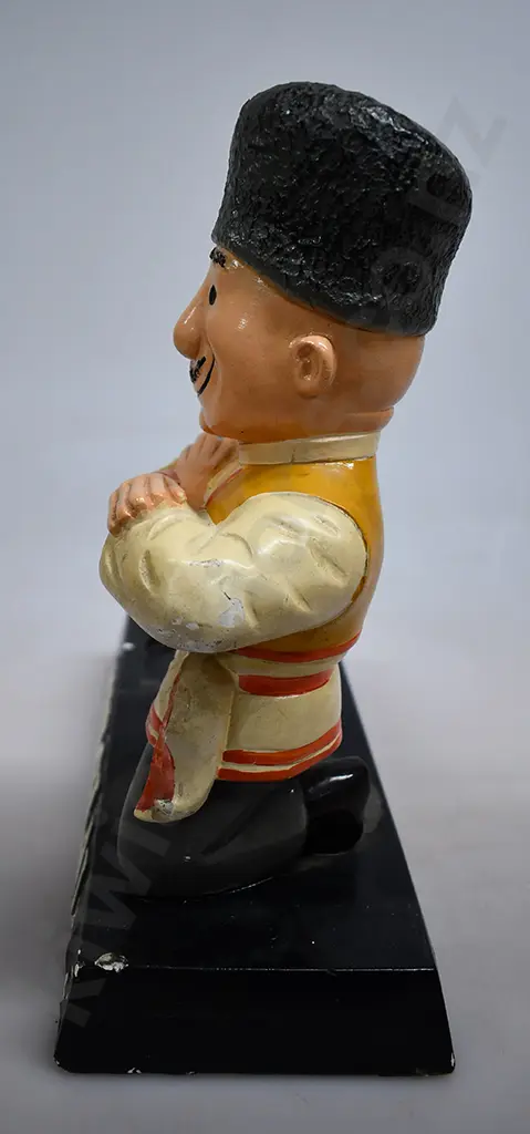 NIKOLAI VODKA BOTTLE DISPLAY FIGURE Image 1++