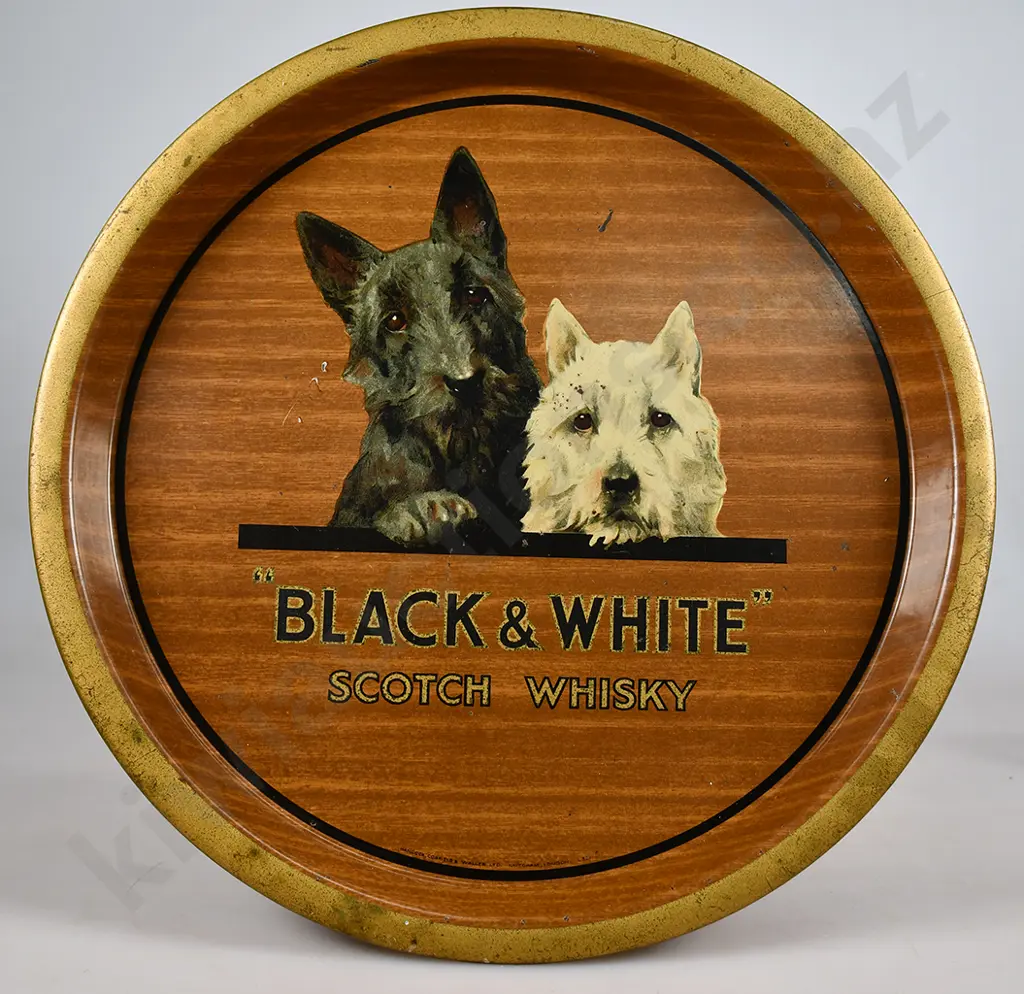 BLACK & WHITE SCOTCH WHISKY DRINKS TRAY Image 1++