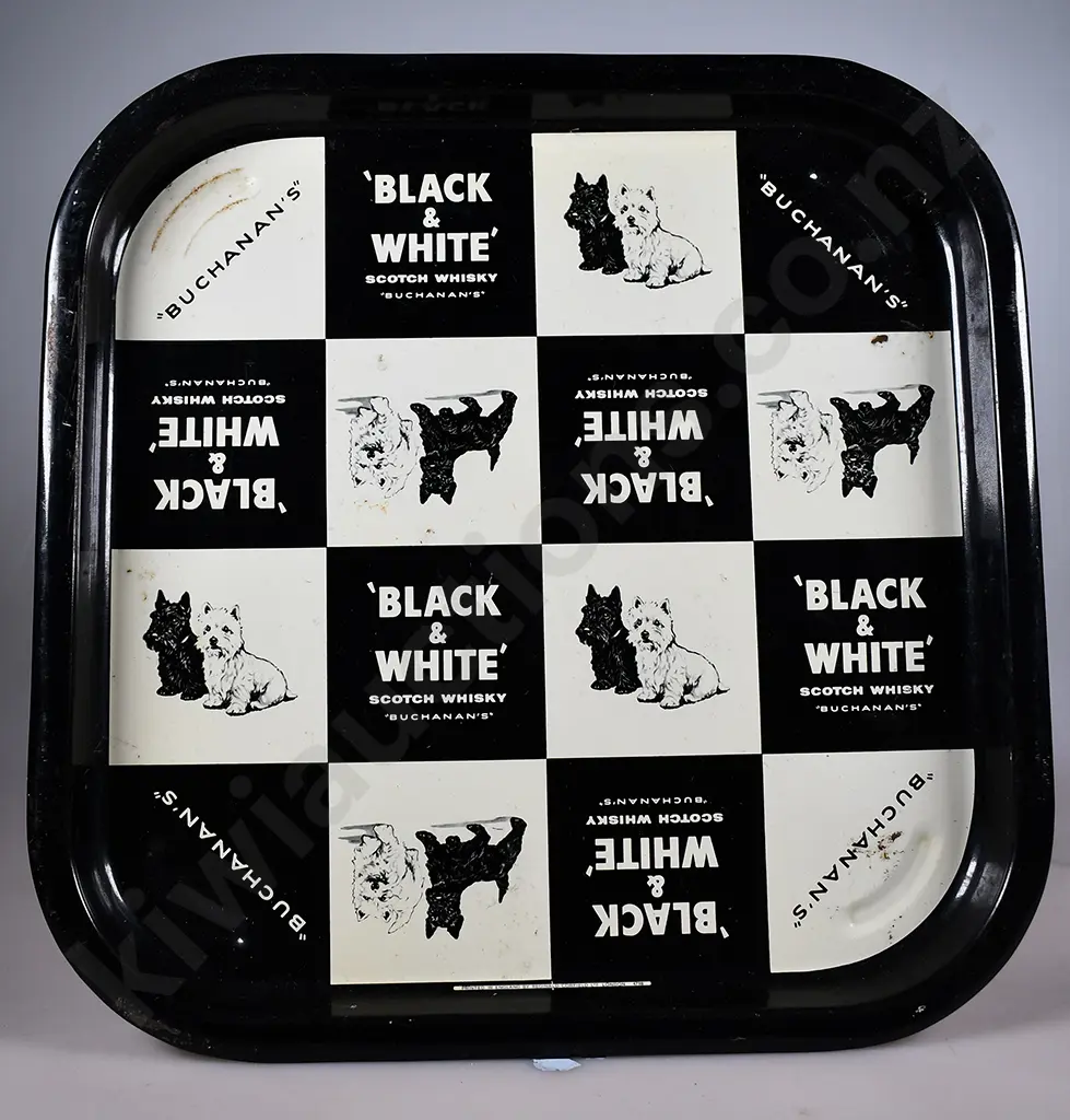 BLACK & WHITE SCOTCH WHISKY DRINKS TRAY Image 1++