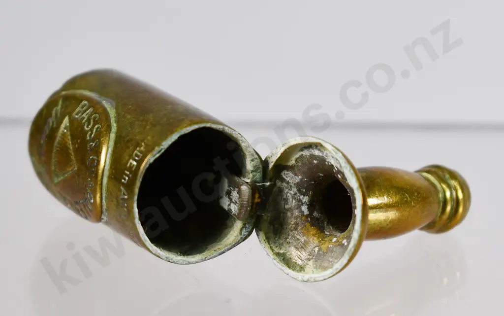 BASS & CO PALE ALE BOTTLE SHAPED VESTA HOLDER Image 1++