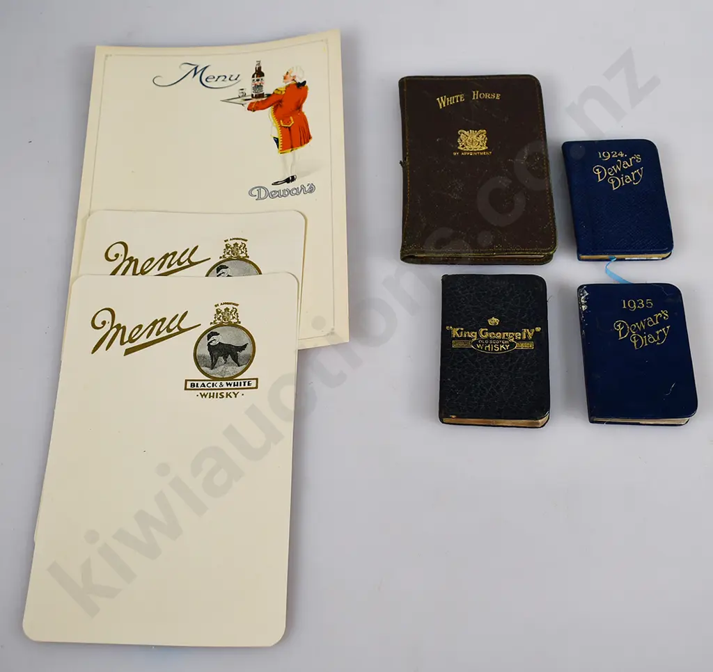 DEWAR'S/WHITE HORSE DIARIES & BLACK & WHITE/DEWAR'S MENUS Image 1++