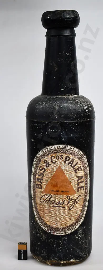 MASSIVE BASS PALE ALE PROMOTIONAL BOTTLE Image 1++