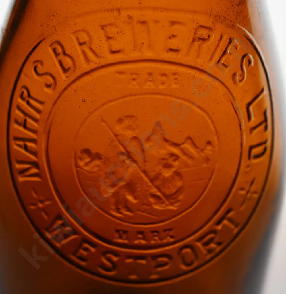 NAHR'S BREWERY WESTPORT CROWN TOP BEER Image 1++