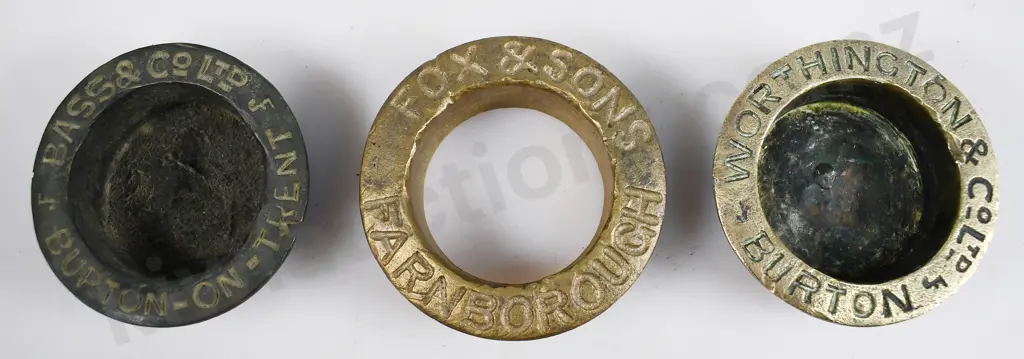 BRASS BEER BAREL BUNGS Image 1++