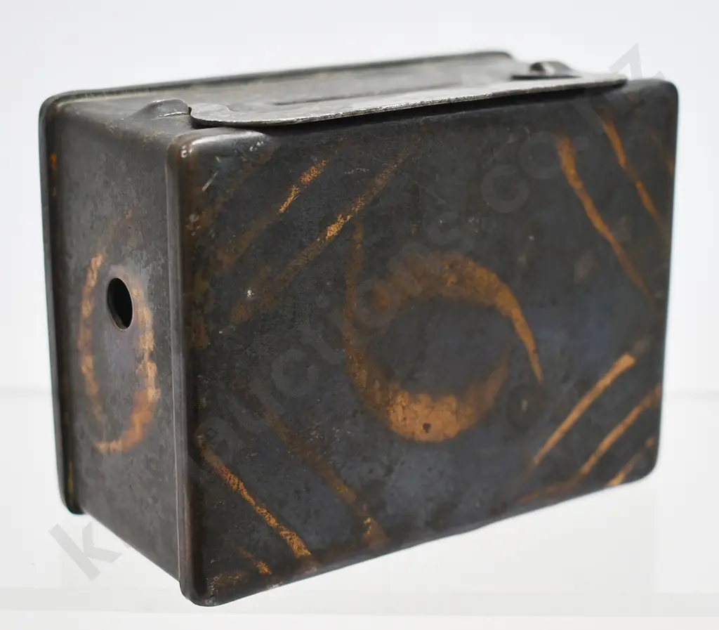 NEW ZEALAND POST OFFICE SAVINGS BANK MONEY BOX Image 1++