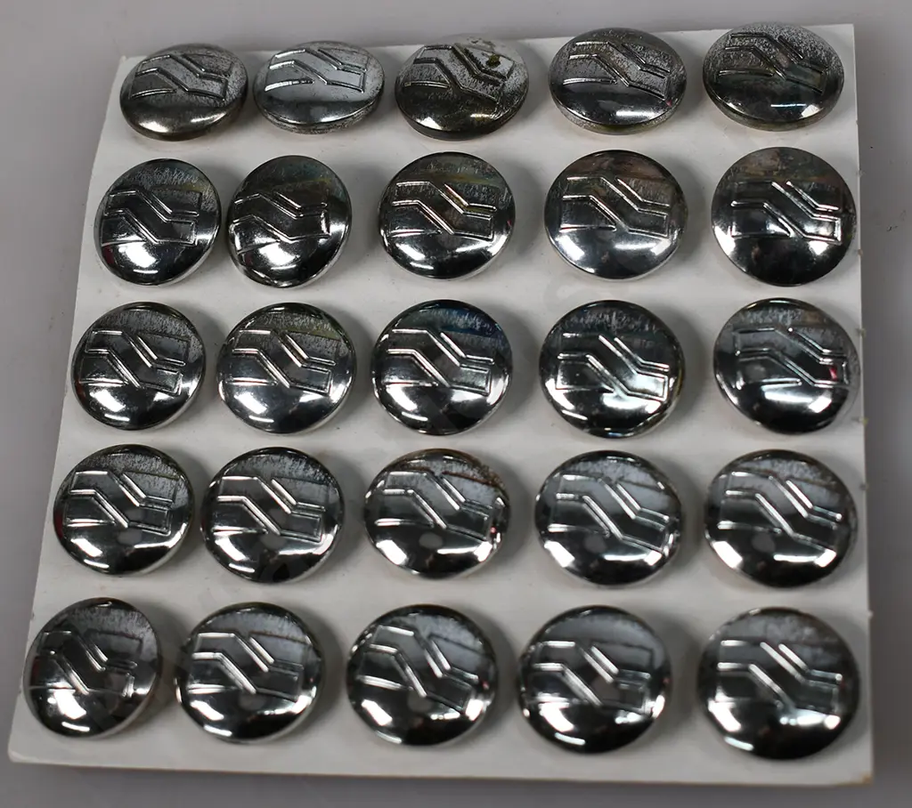 NZR NEW ZEALAND RAILWAYS UNIFORM BUTTONS Image 1++