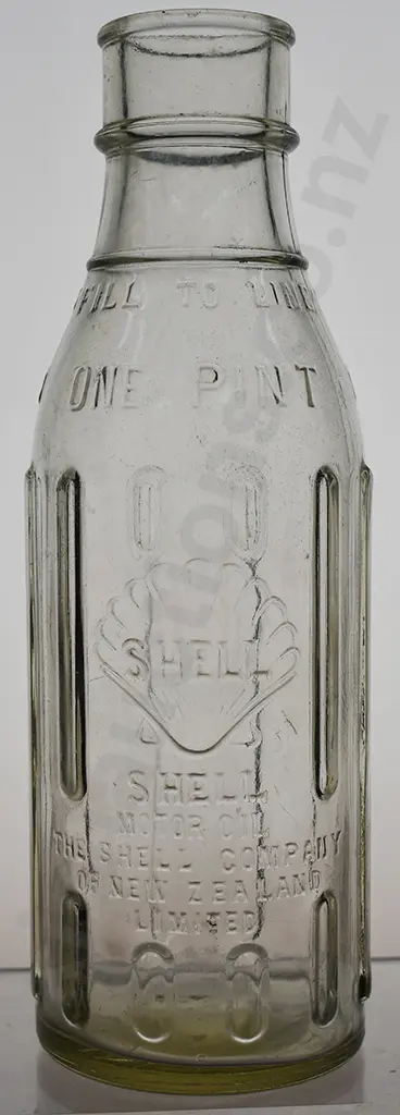 MOBIL AND SHELL PINT OIL BOTTLES Image 1++