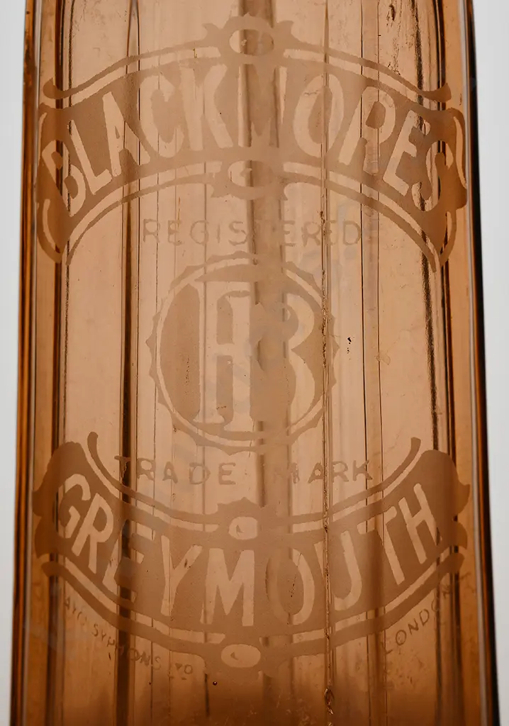 BLACKMORES GREYMOUTH APRICOT SODA SYPHON Image 1++