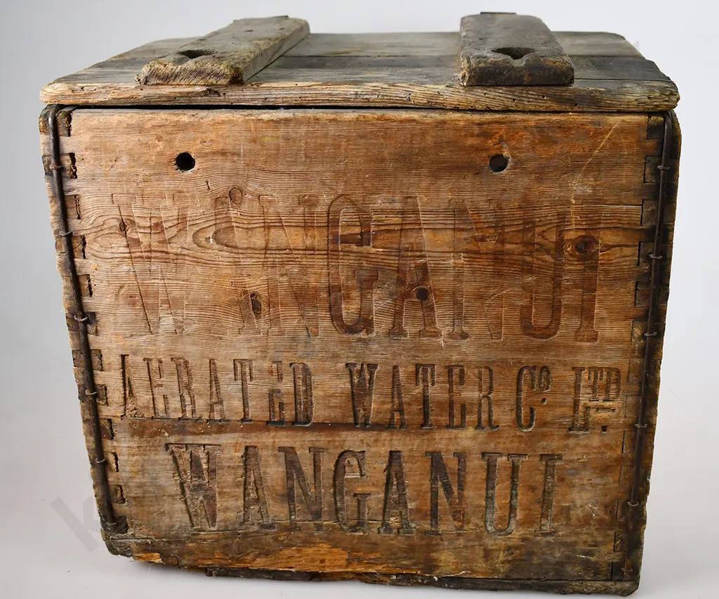 WANGANUI AERATED WATER CO SYPHON CRATE Image 1++