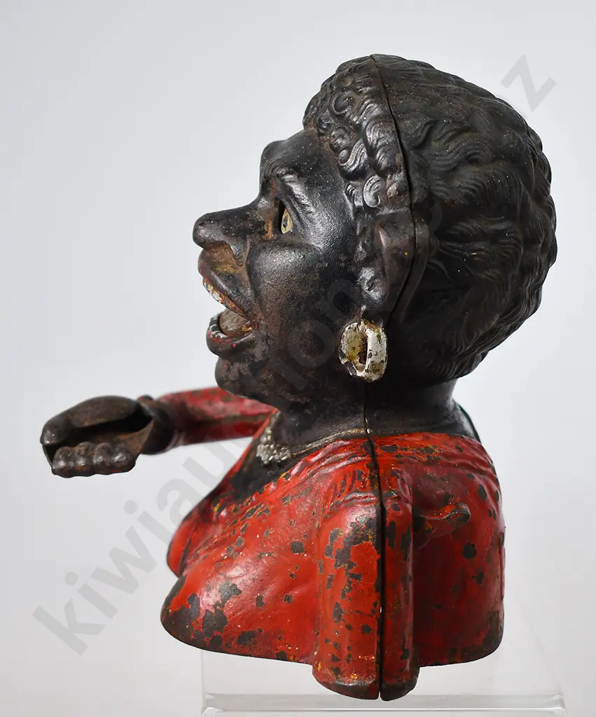 GREEDY CAST IRON DINAH MONEY BANK Image 1++