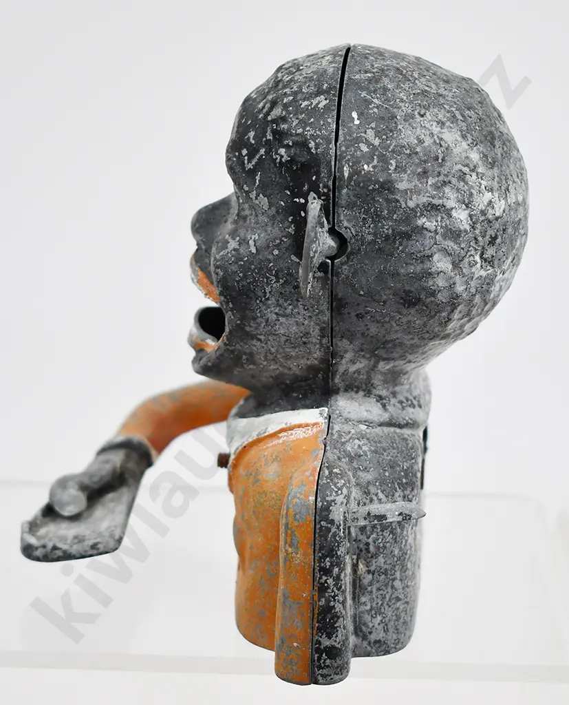 JOLLY MAN MONEY BANK Image 1++