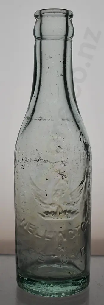 BACONS WELLINGTON GINGER BEER, PHOENIX CROWN TOP Image 1++