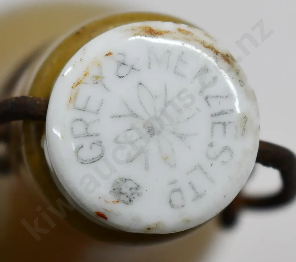 GREY & MENZIES SWING STOPPER GINGER BEER Image 1++