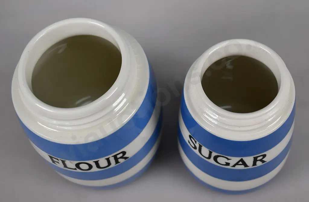 CORNISH WARE FLOUR AND SUGAR SHAKERS Image 1++