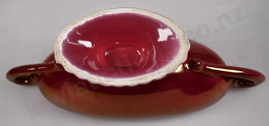 TITIAN B102 DOUBLE HANBLE VASE/BOWL, RUBY GLAZE Image 1++