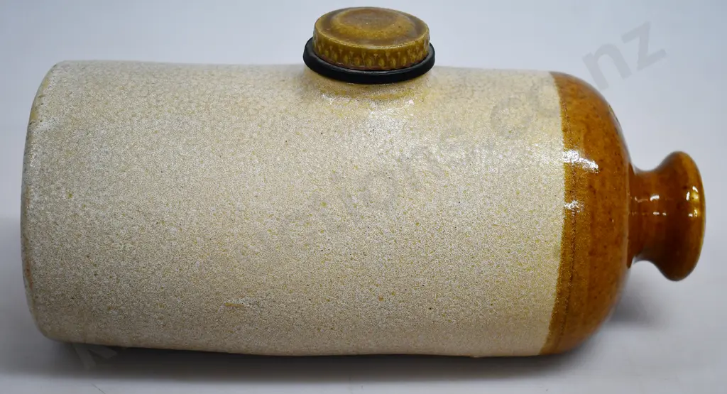 CHRISTCHURCH BRICK CO EARLY HOT FOOT WARMER Image 1++
