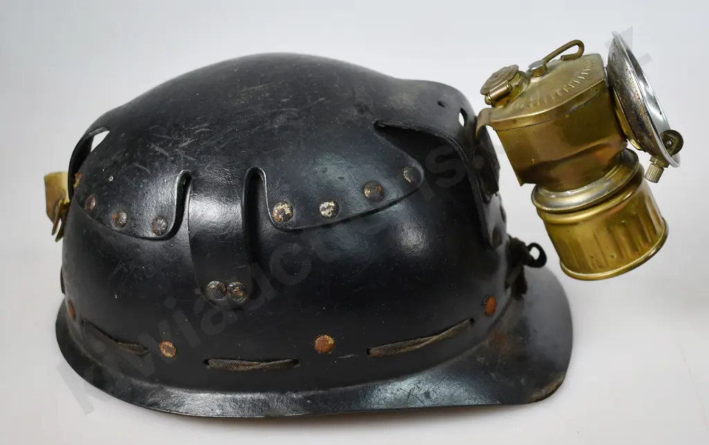MINERS HELMET & LAMPS Image 1++