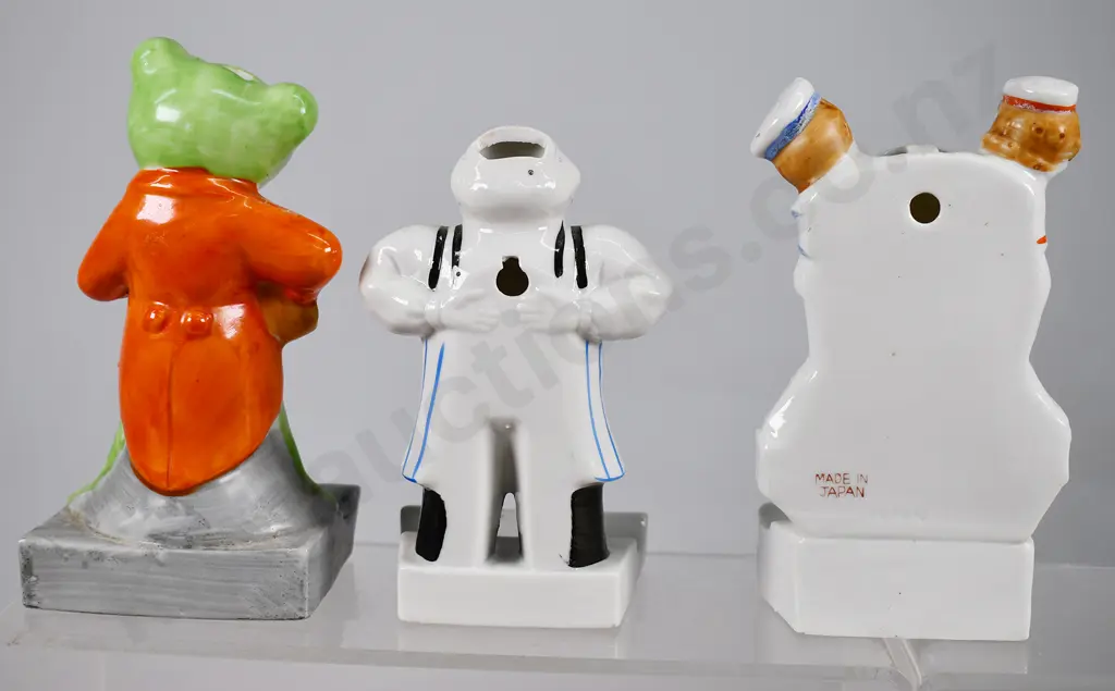 CERAMIC FIGURAL TOOTH BRUSH HOLDERS Image 1++