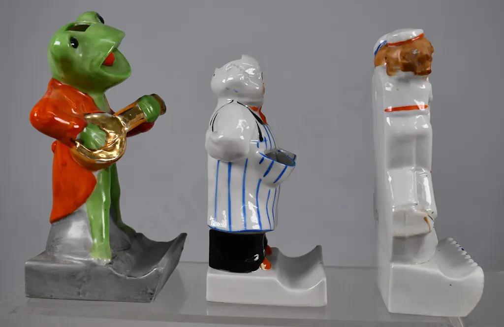 CERAMIC FIGURAL TOOTH BRUSH HOLDERS Image 1++