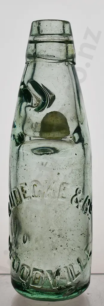LUDECKE WOODVILLE CODD Image 1++