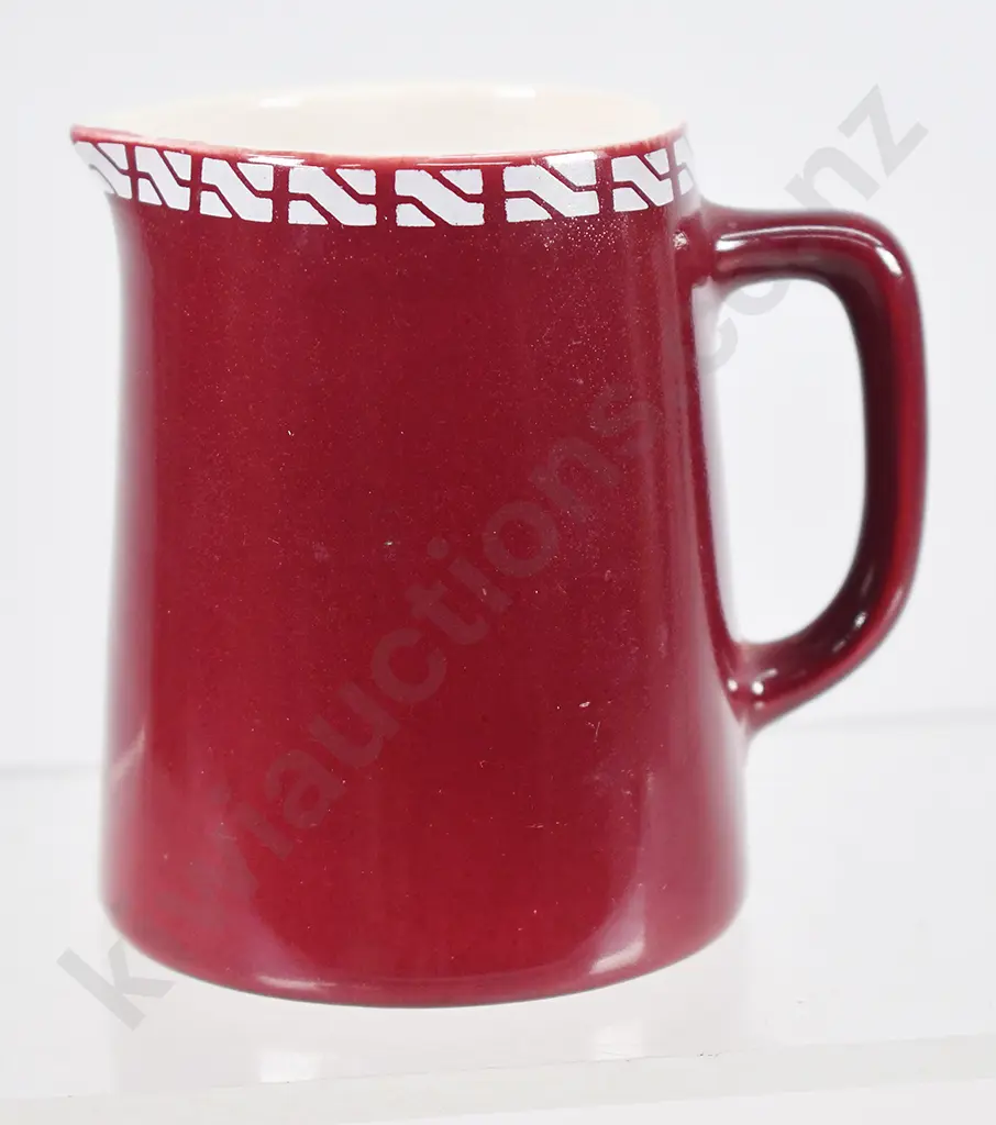 NEW ZEALAND RAILWAY CROWN LYNN CROCKERY Image 1++