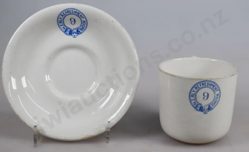NZ RAILWAY REFRESHMENT ROOMS NUMBER 9 CUP & SAUCER Image 1++