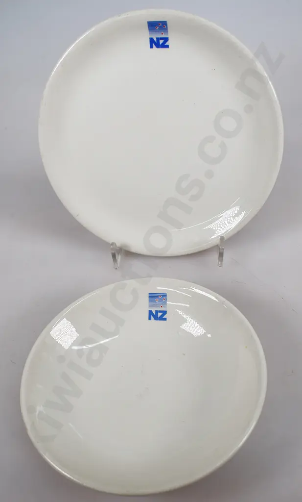 CROWN LYNN CROCKERY Image 1++