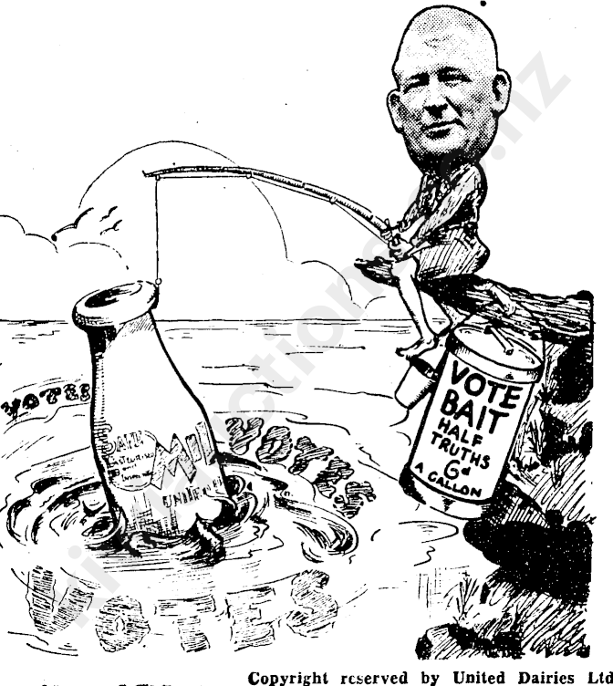 UNITED DAIRIES (Christchurch) MILK BOTTLE Image 1++