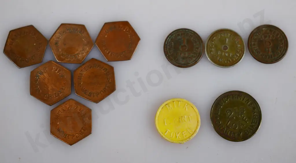 WESTPORT UNITED DAIRIES MILK BOTTLES, TOKENS Image 1++