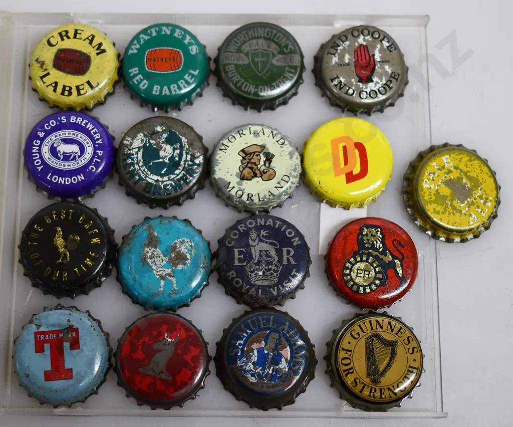 AERATED WATER & BEER BOTTLE CAPS Image 1++
