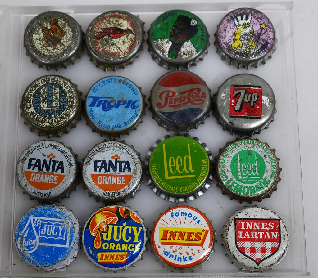AERATED WATER & BEER BOTTLE CAPS Image 1++